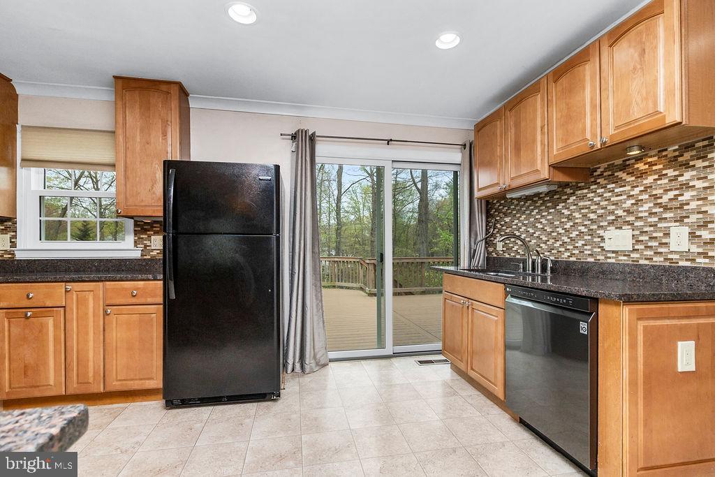 NEWINGTON STATION - Residential