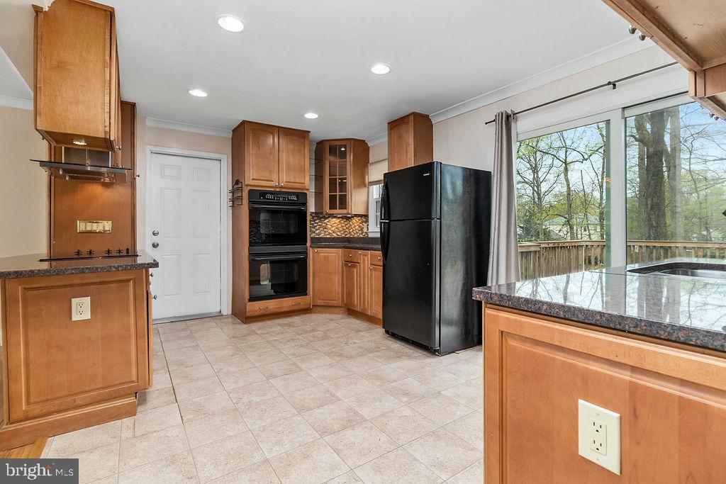 NEWINGTON STATION - Residential