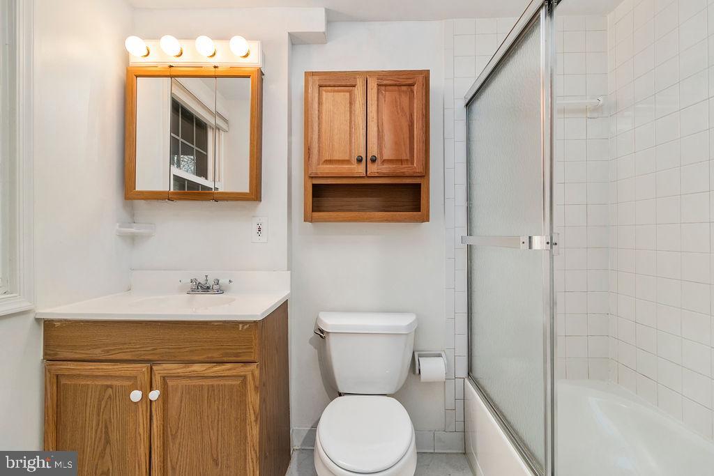 NEWINGTON STATION - Residential