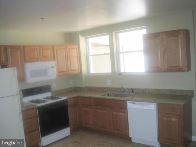 WESTPORT - Residential Lease