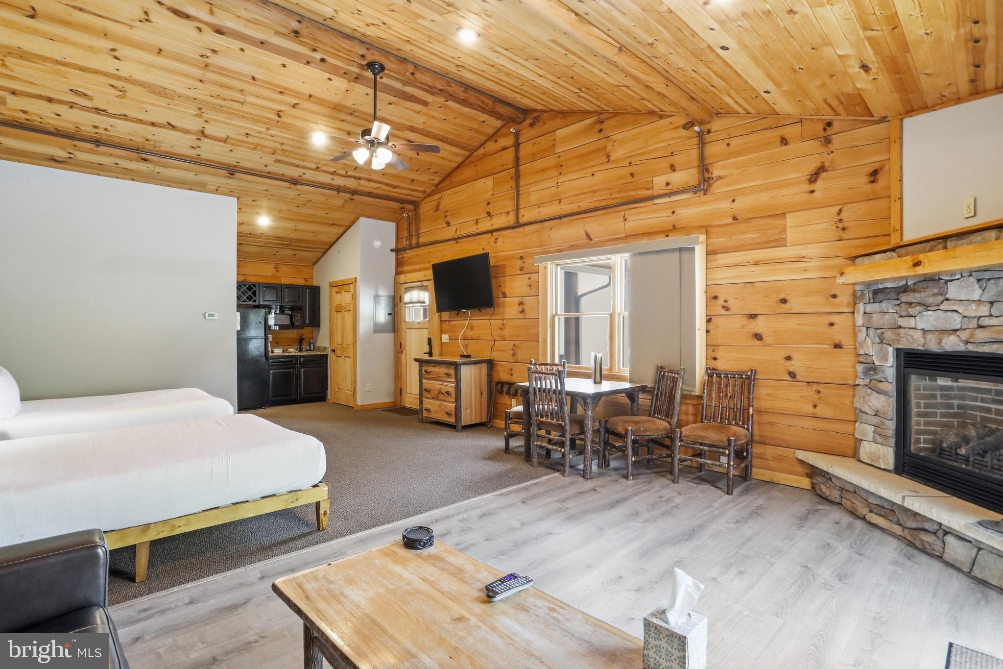 THE LODGES AT SUNSET VILLAGE - Residential