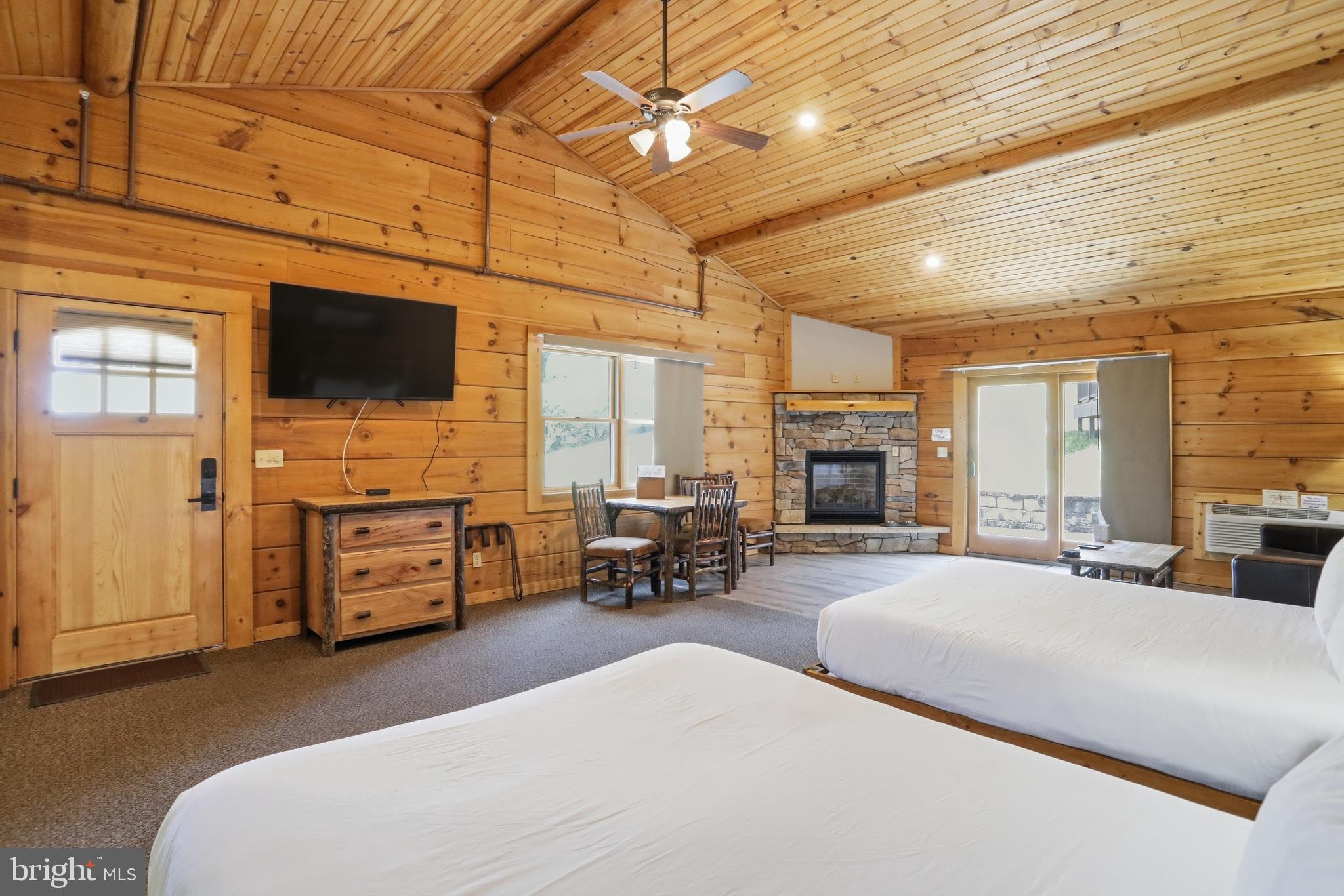THE LODGES AT SUNSET VILLAGE - Residential