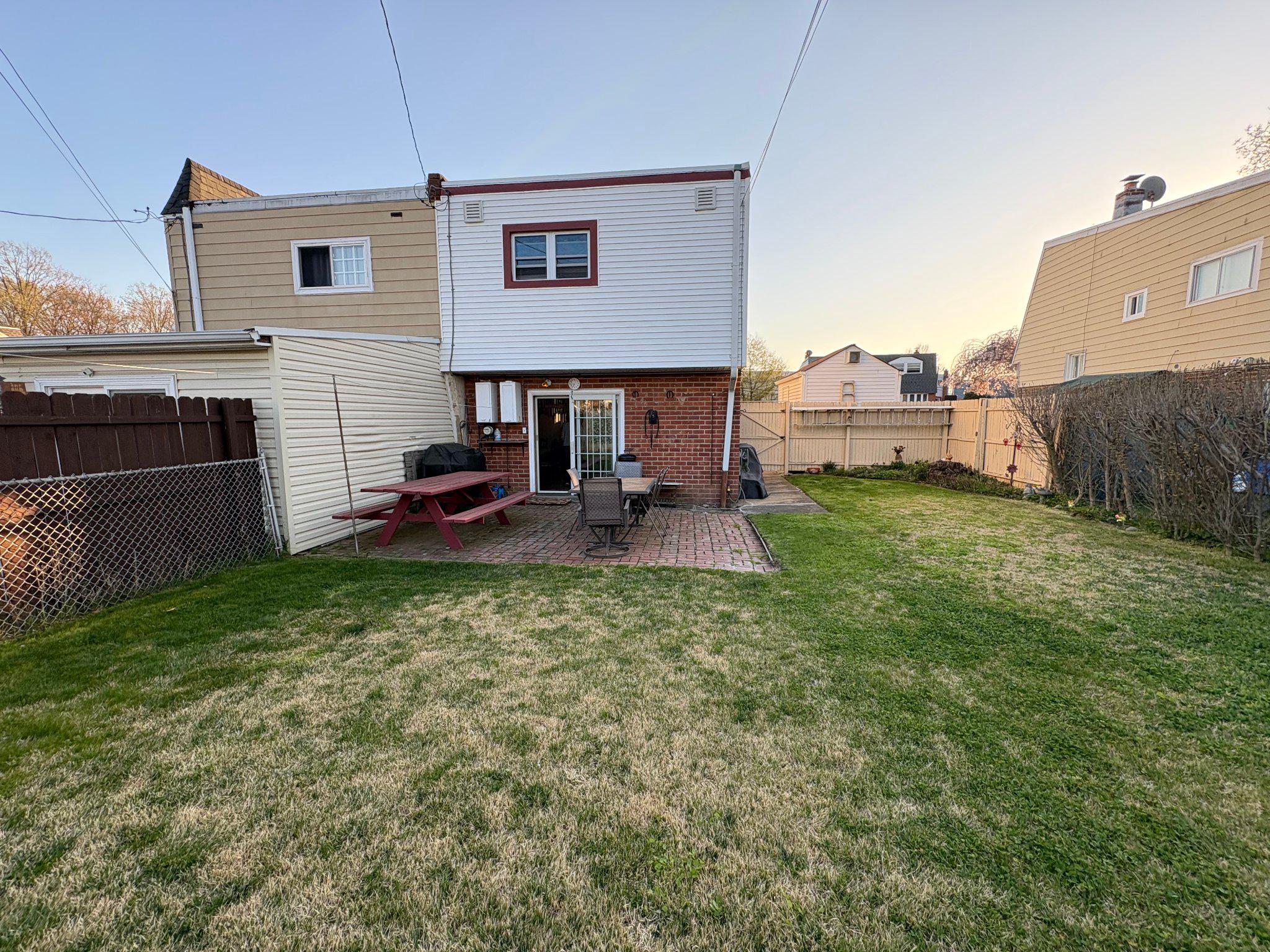 SOMERTON - Residential