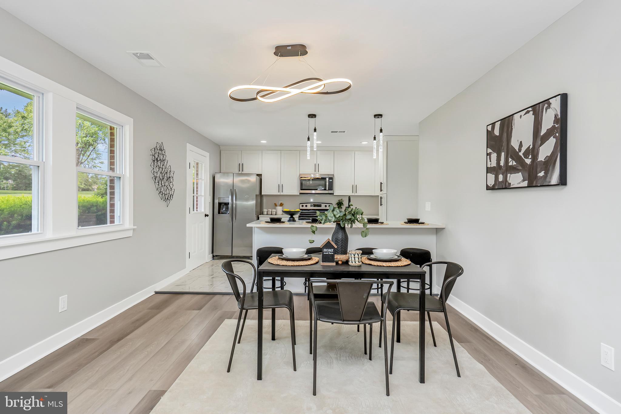 GIBSON MANOR - Residential