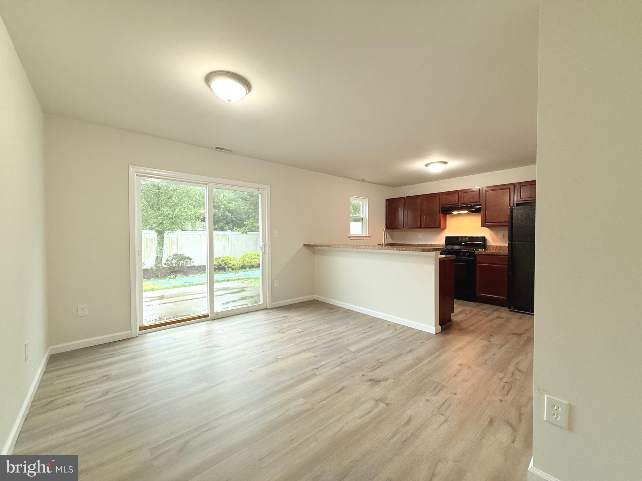 WHITAKER WALK - Residential