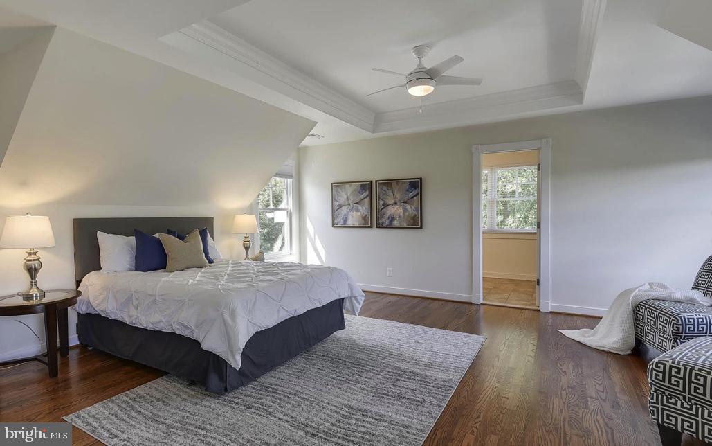 OVER LEE KNOLLS - Residential Lease