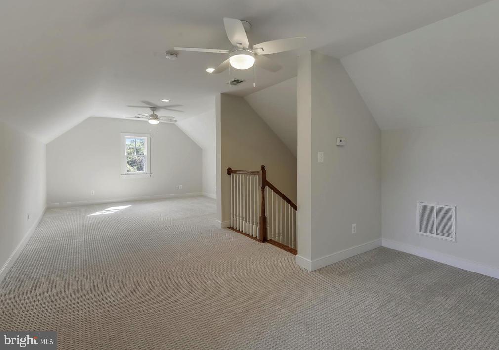 OVER LEE KNOLLS - Residential Lease