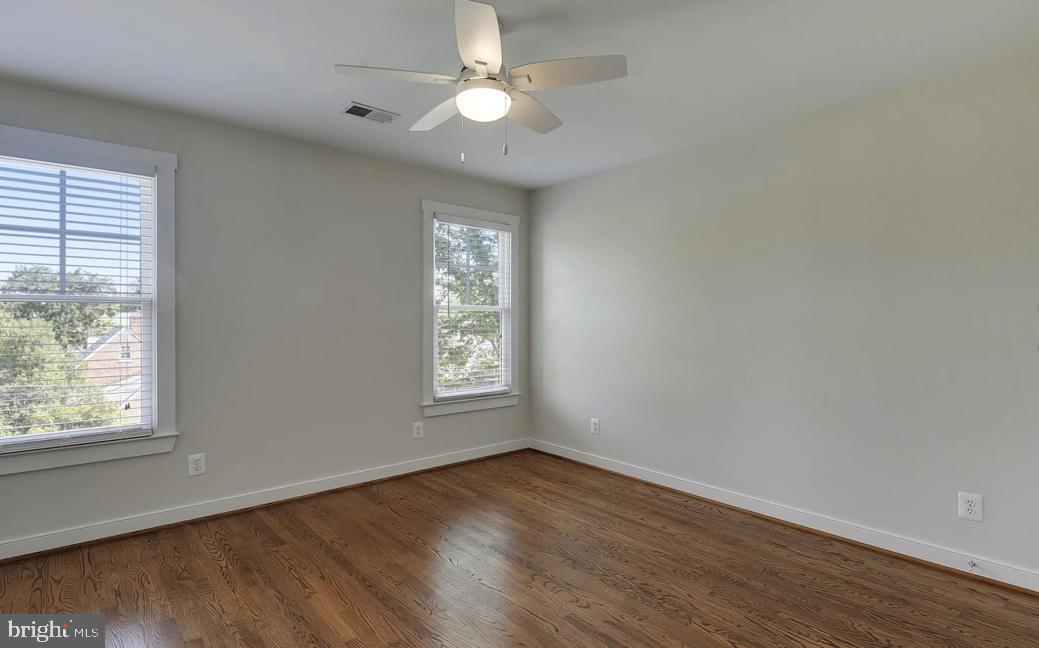 OVER LEE KNOLLS - Residential Lease