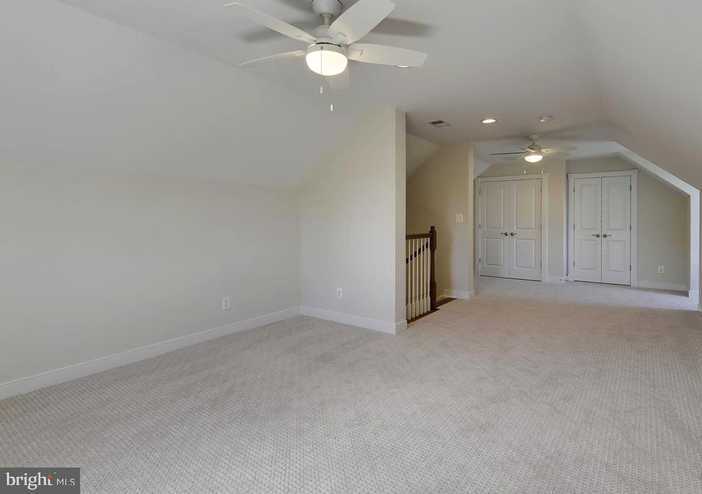 OVER LEE KNOLLS - Residential Lease