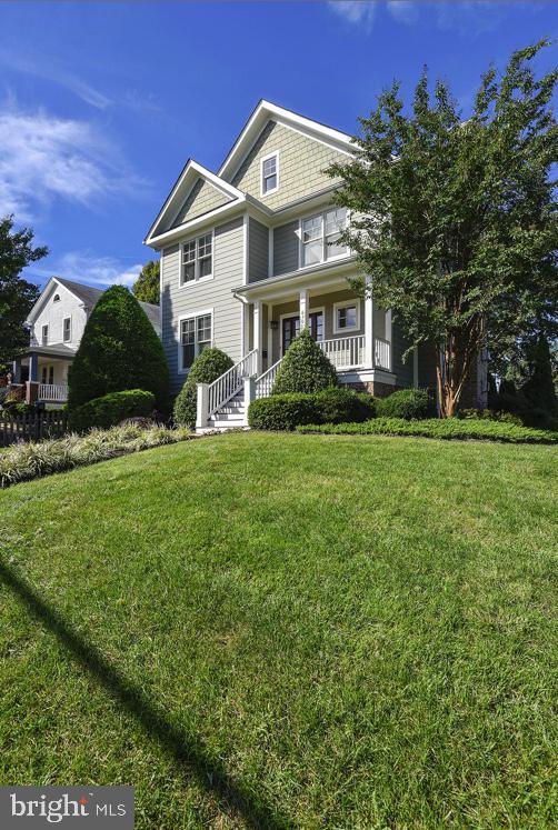 OVER LEE KNOLLS - Residential Lease