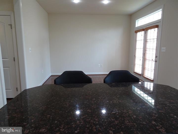 AVONLEA - Residential Lease