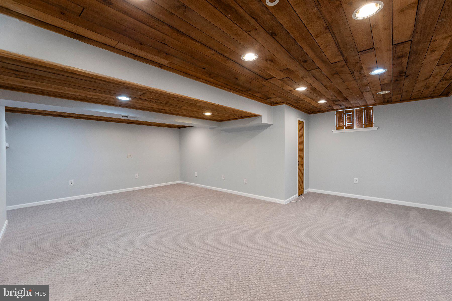 PLEASANT VALLEY - Residential