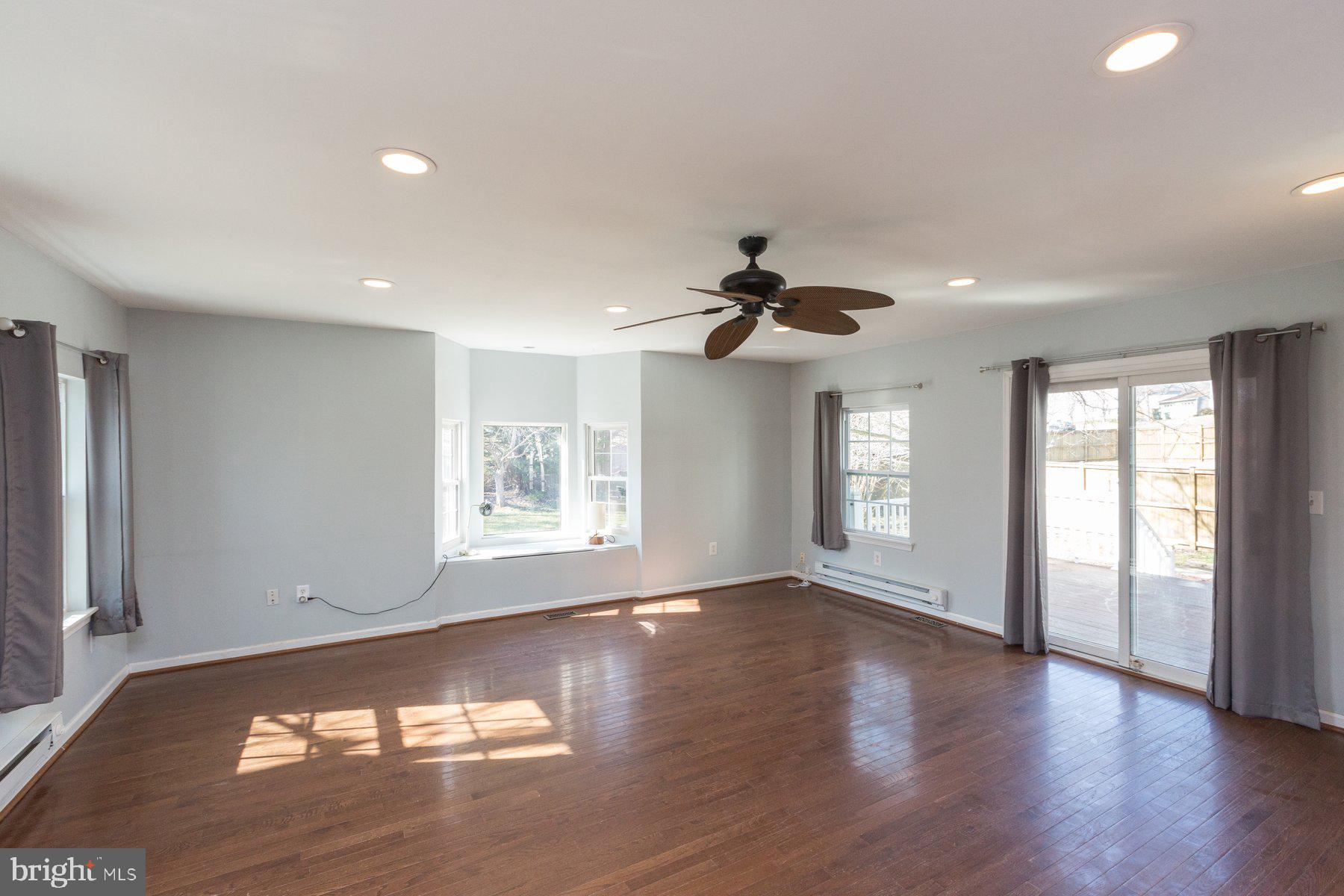 PLEASANT VALLEY - Residential