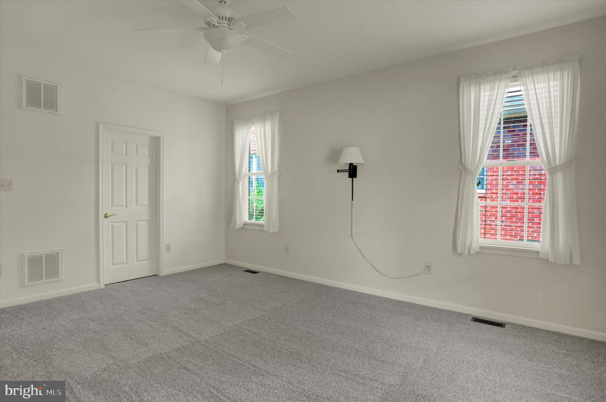 GREENWICH PARK - Residential