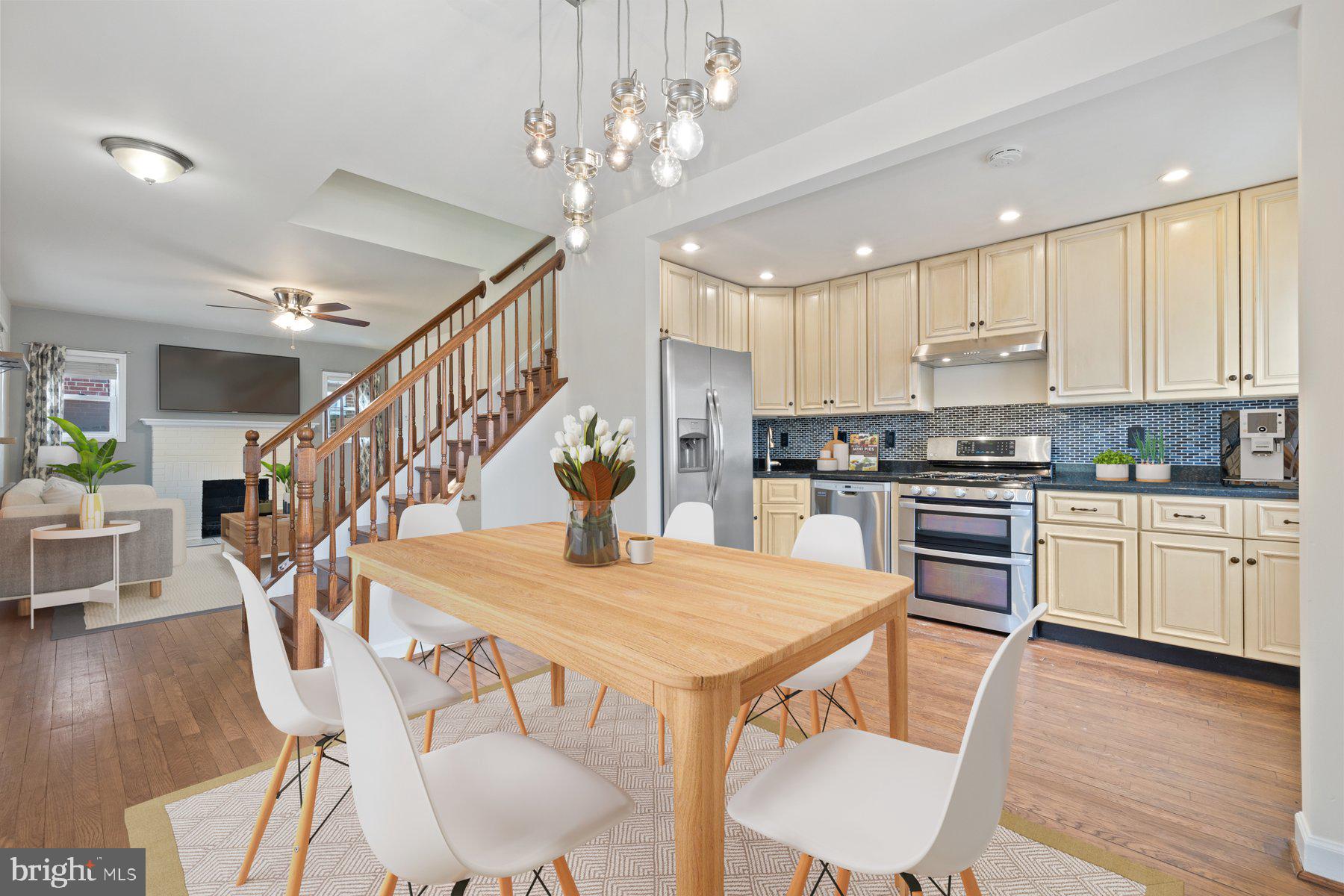 QUEENS CHAPEL MANOR - Residential