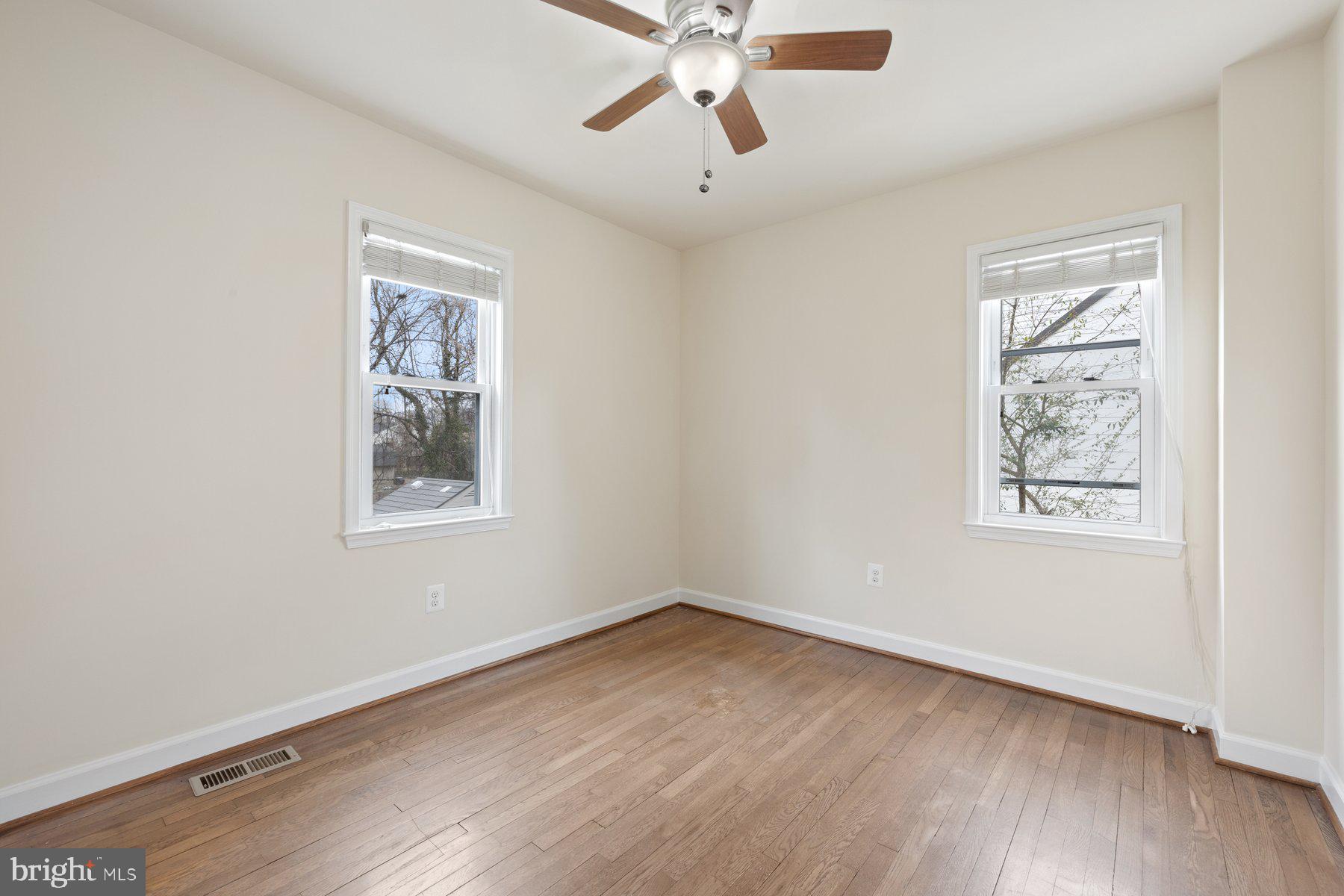 QUEENS CHAPEL MANOR - Residential