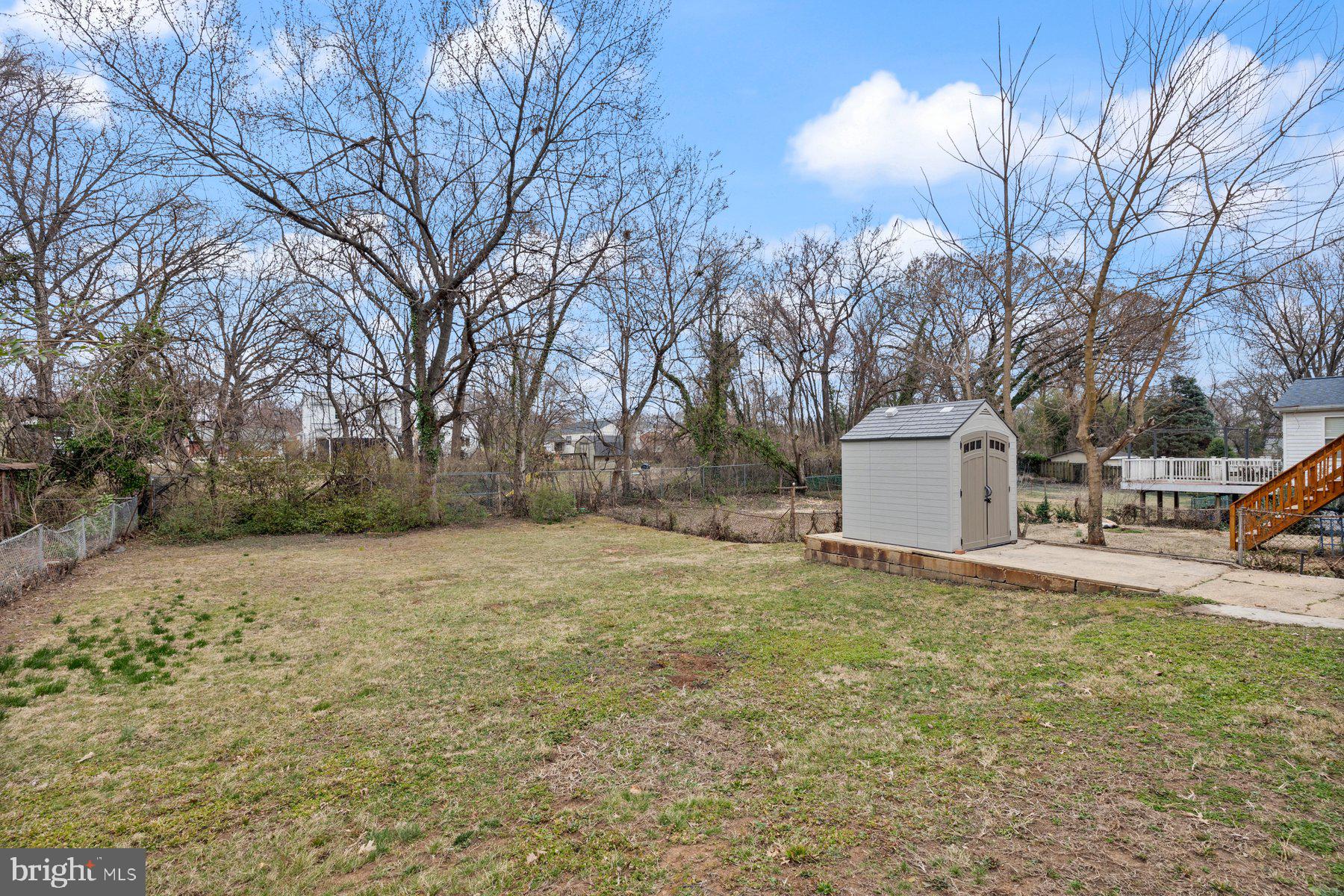 QUEENS CHAPEL MANOR - Residential