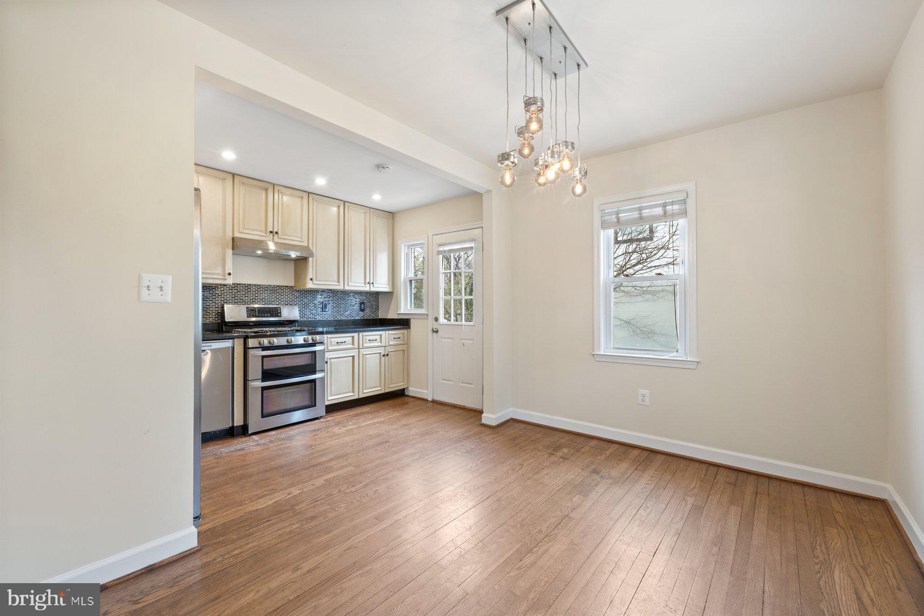 QUEENS CHAPEL MANOR - Residential