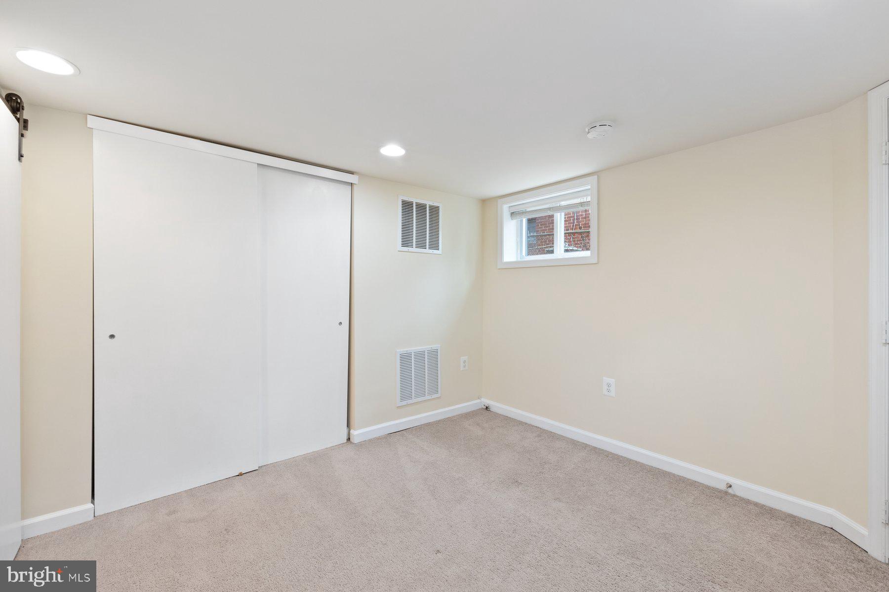 QUEENS CHAPEL MANOR - Residential