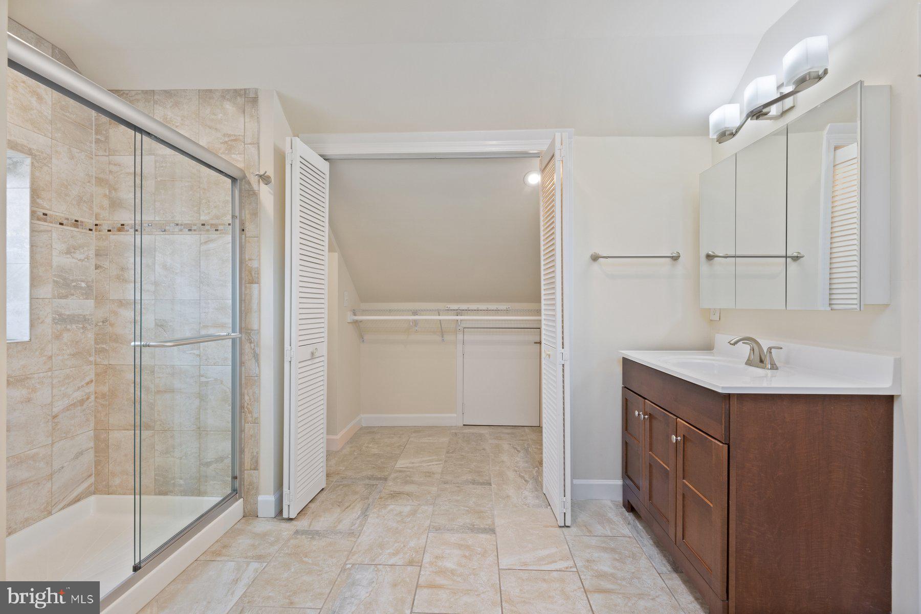 QUEENS CHAPEL MANOR - Residential