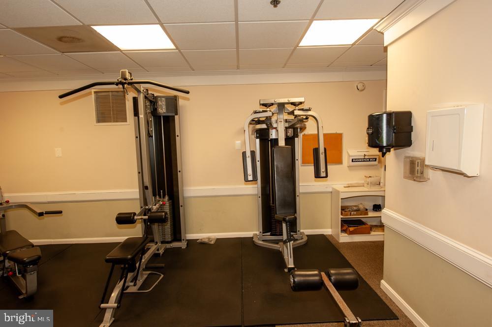 WESTCHESTER PARK - Residential Lease