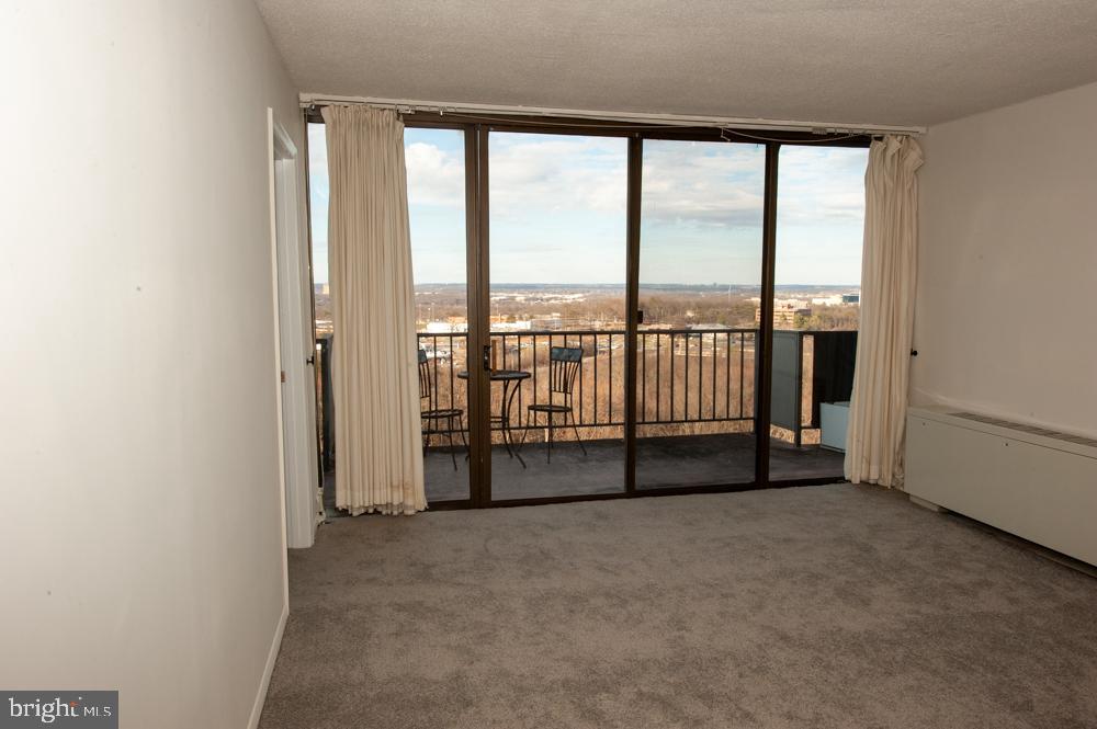 WESTCHESTER PARK - Residential Lease