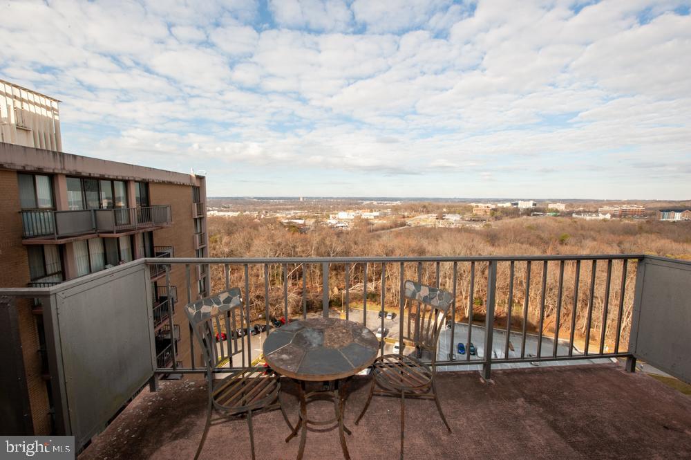 WESTCHESTER PARK - Residential Lease