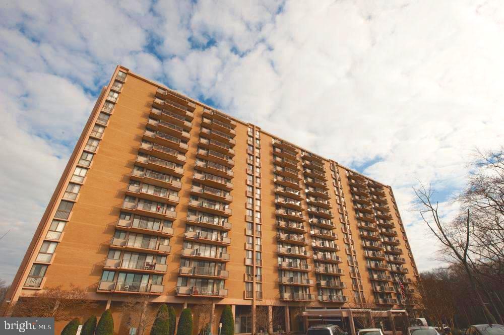 WESTCHESTER PARK - Residential Lease