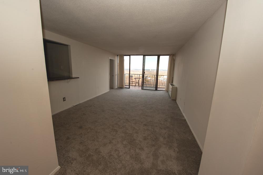 WESTCHESTER PARK - Residential Lease