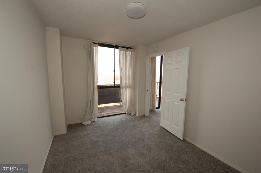 WESTCHESTER PARK - Residential Lease