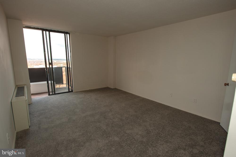 WESTCHESTER PARK - Residential Lease