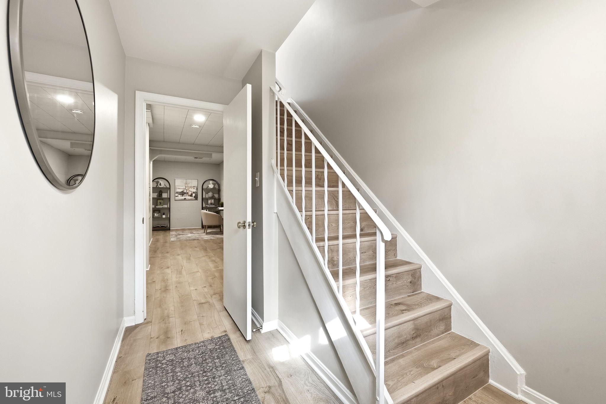 BURKE STATION SQUARE - Residential