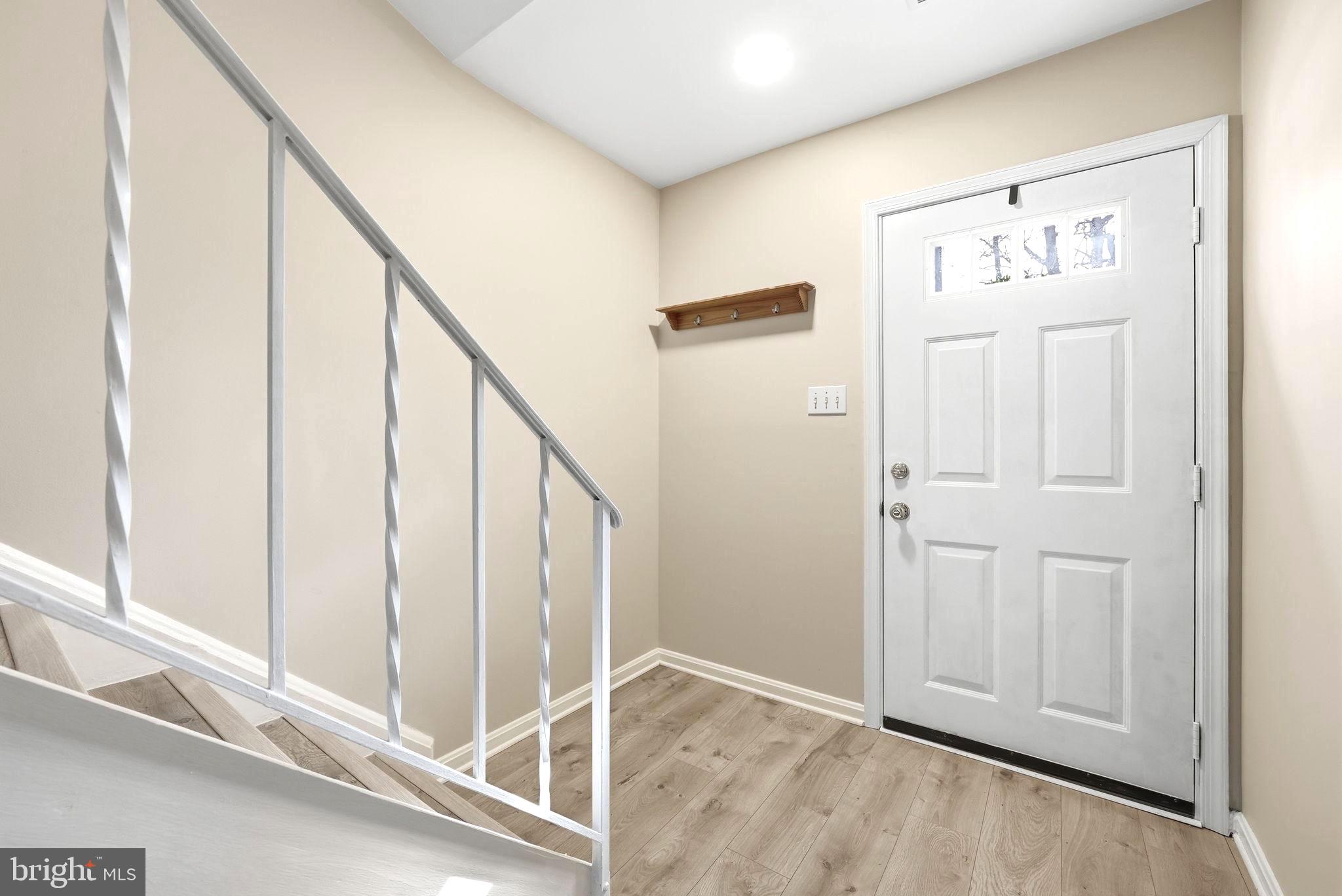 BURKE STATION SQUARE - Residential