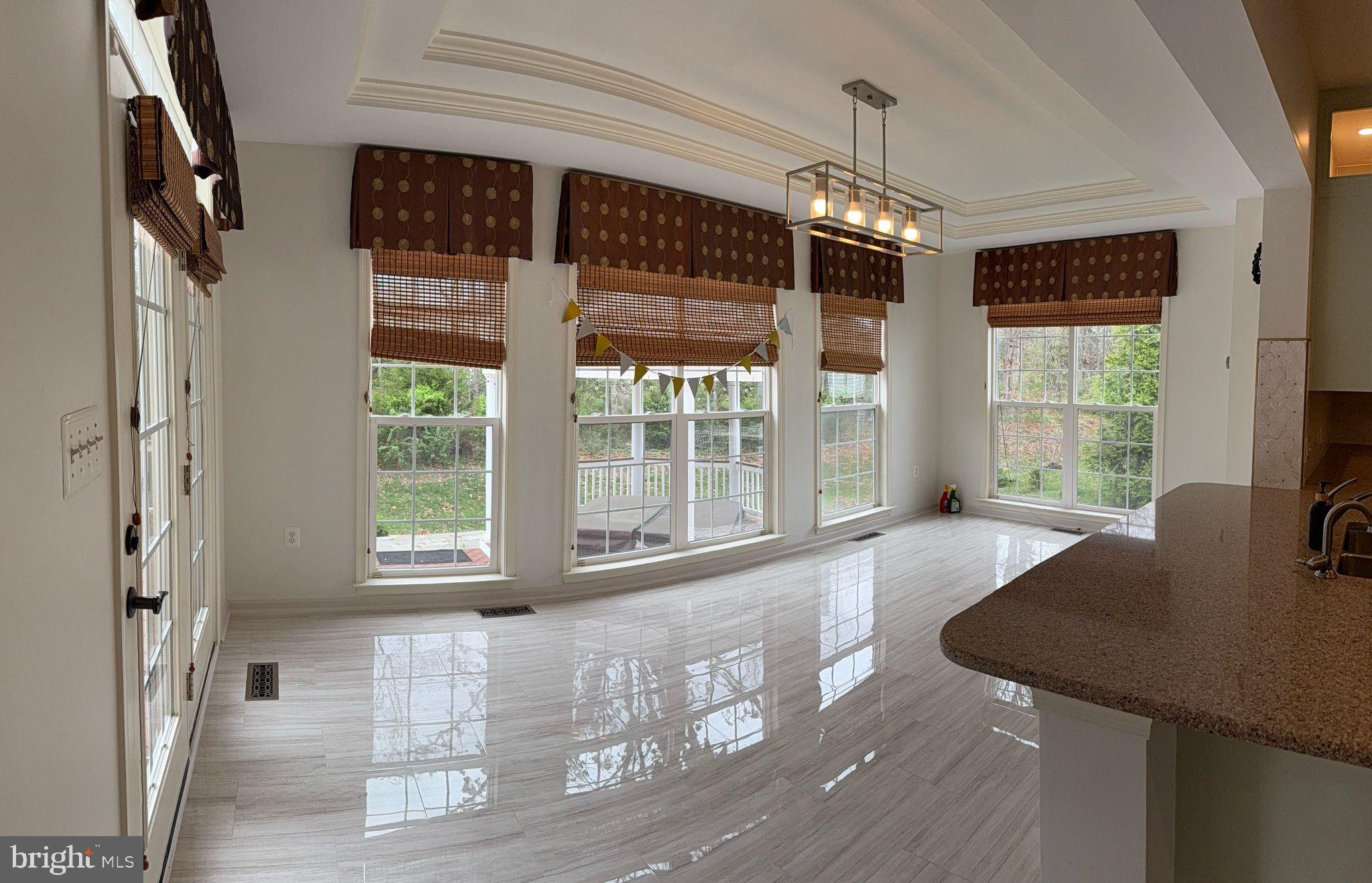 AMBERLEIGH - Residential Lease