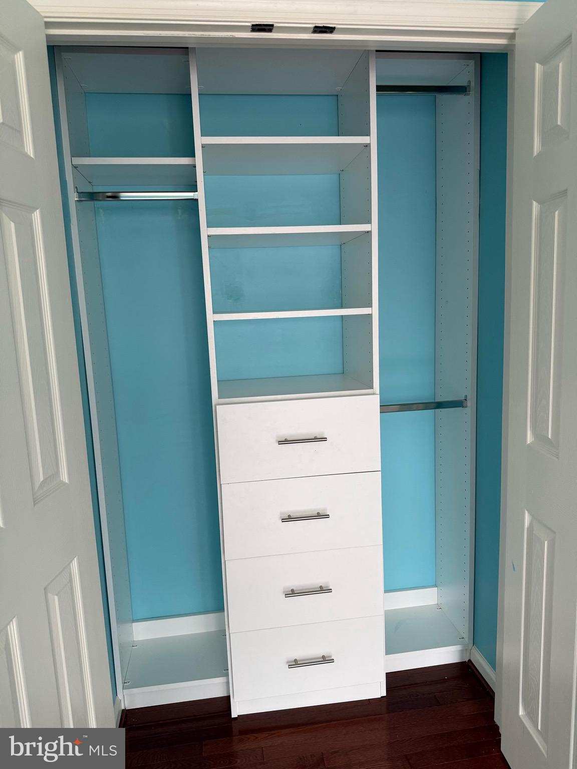 AMBERLEIGH - Residential Lease