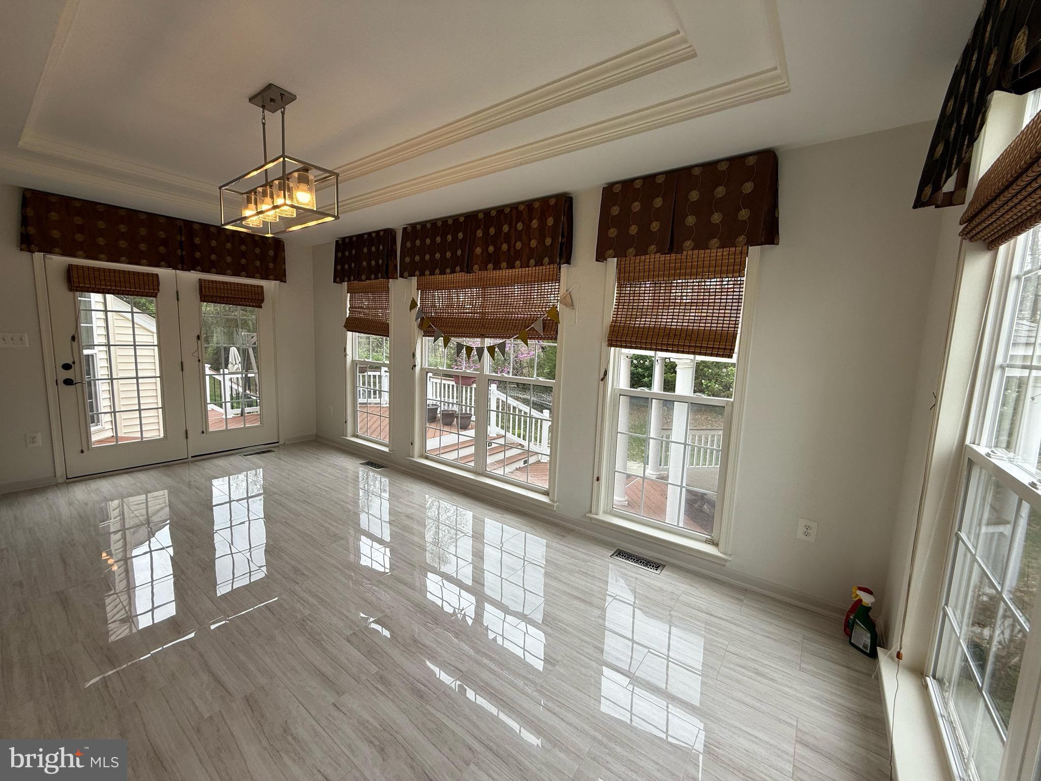 AMBERLEIGH - Residential Lease