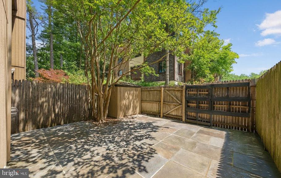 INVERNESS NORTH - Residential Lease