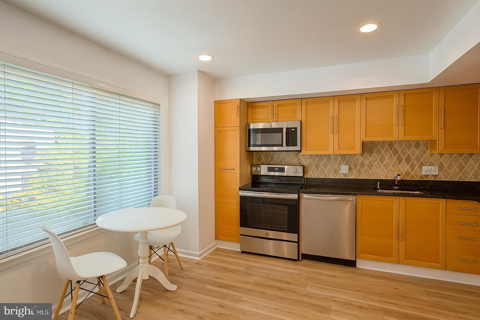 INVERNESS NORTH - Residential Lease