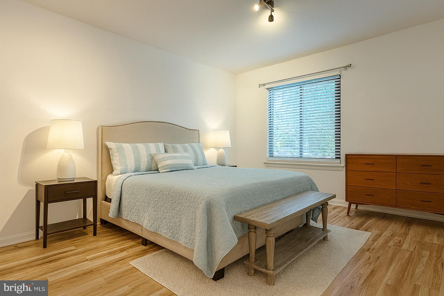 INVERNESS NORTH - Residential Lease