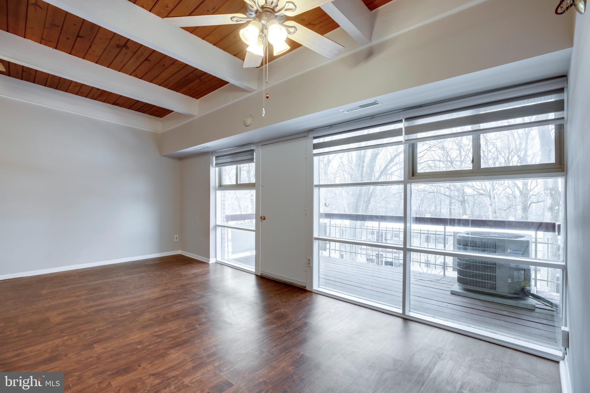 FAIRFAX HERITAGE - Residential