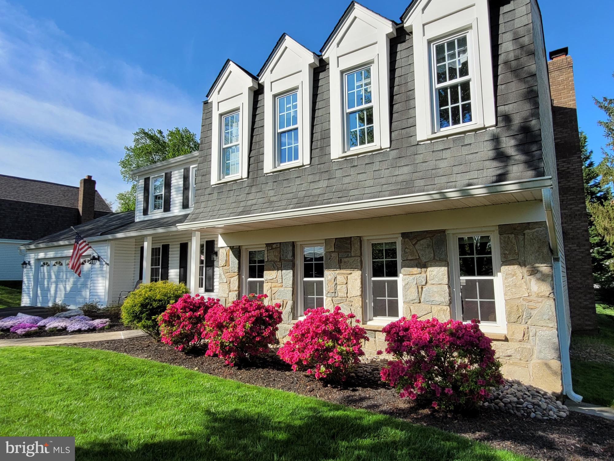 NORBECK ESTATES - Residential