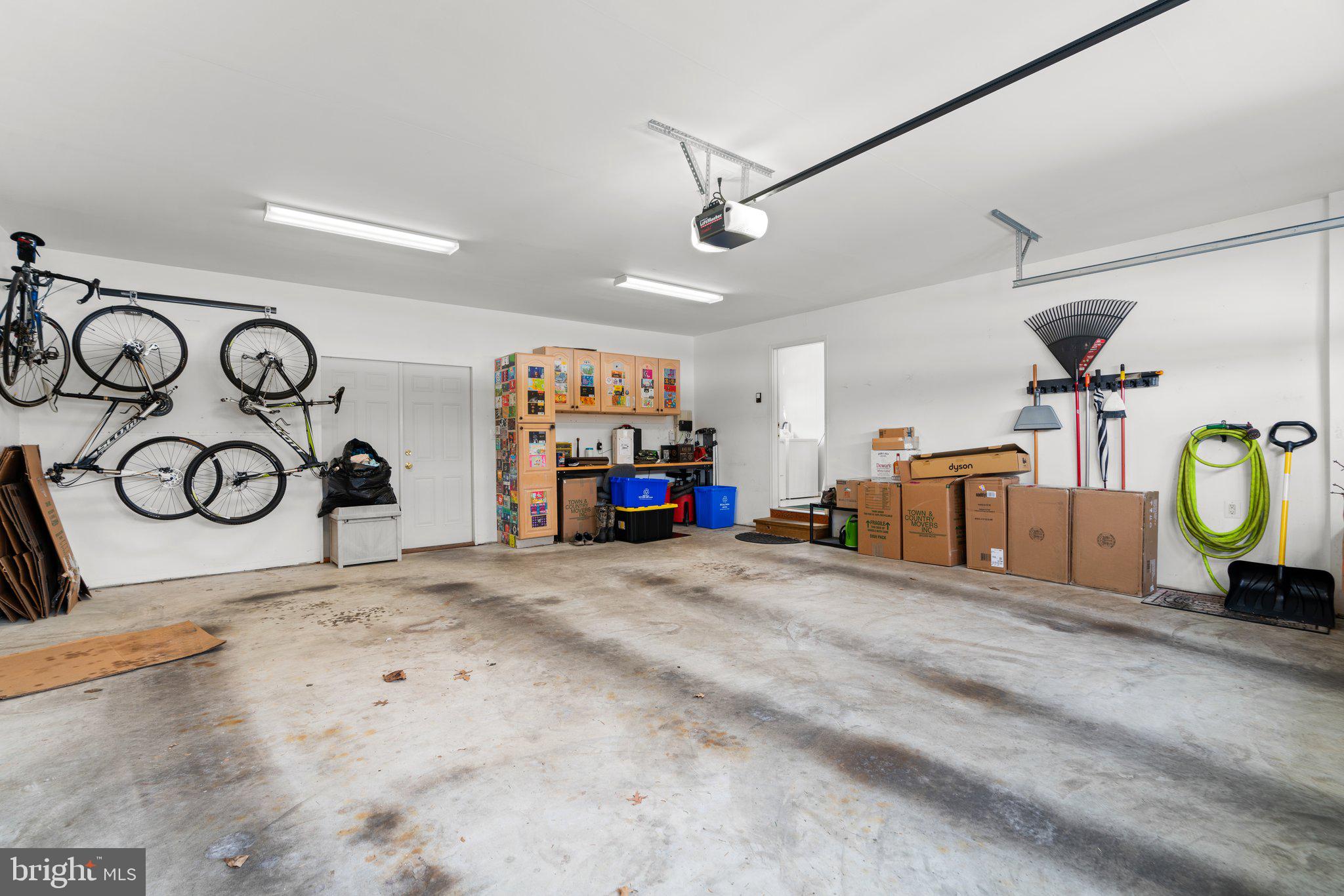 NORBECK ESTATES - Residential