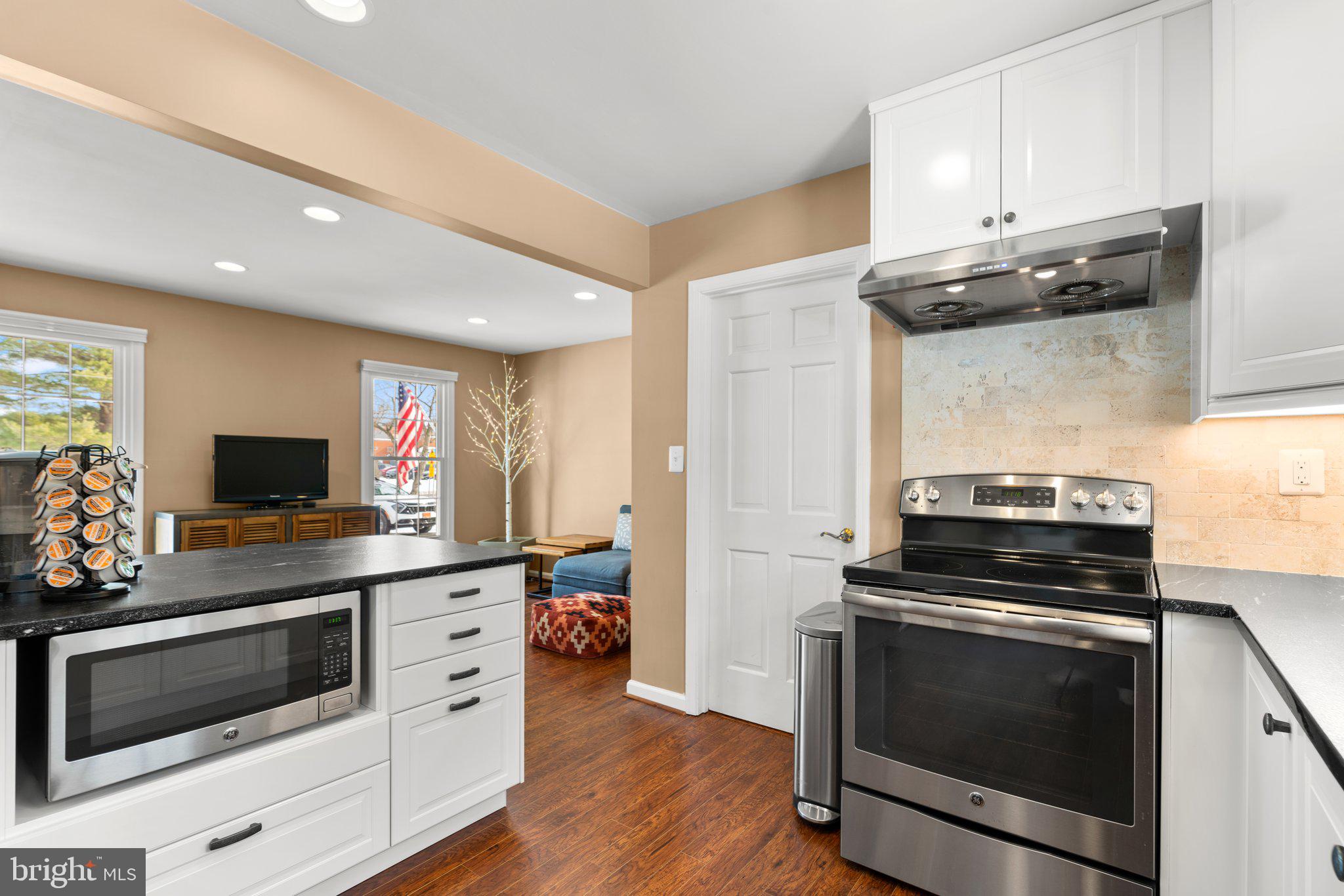 NORBECK ESTATES - Residential