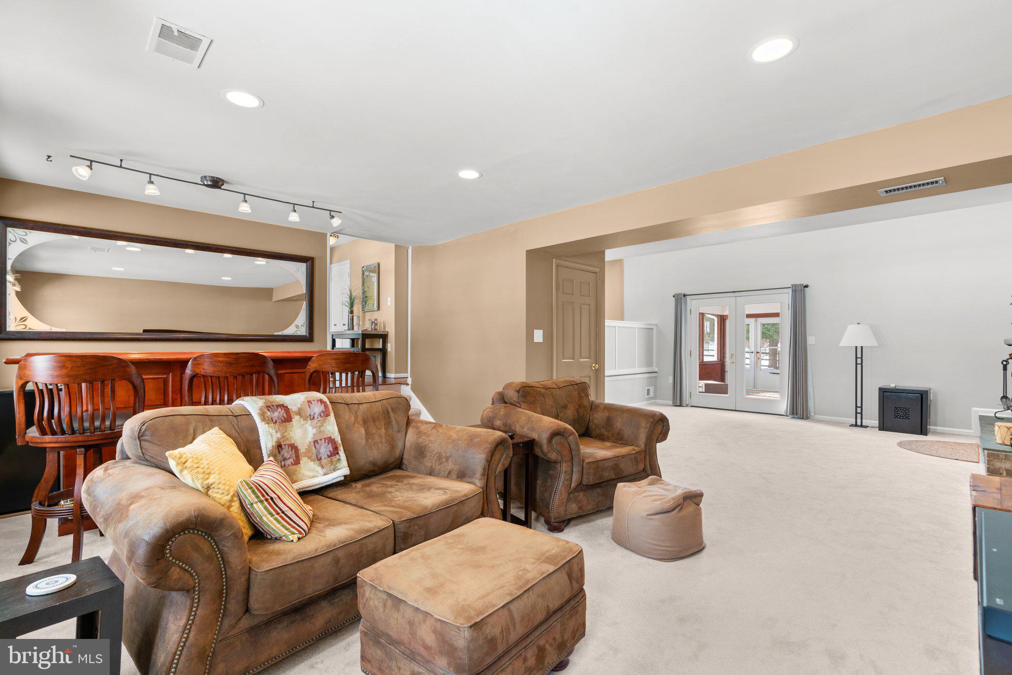 NORBECK ESTATES - Residential