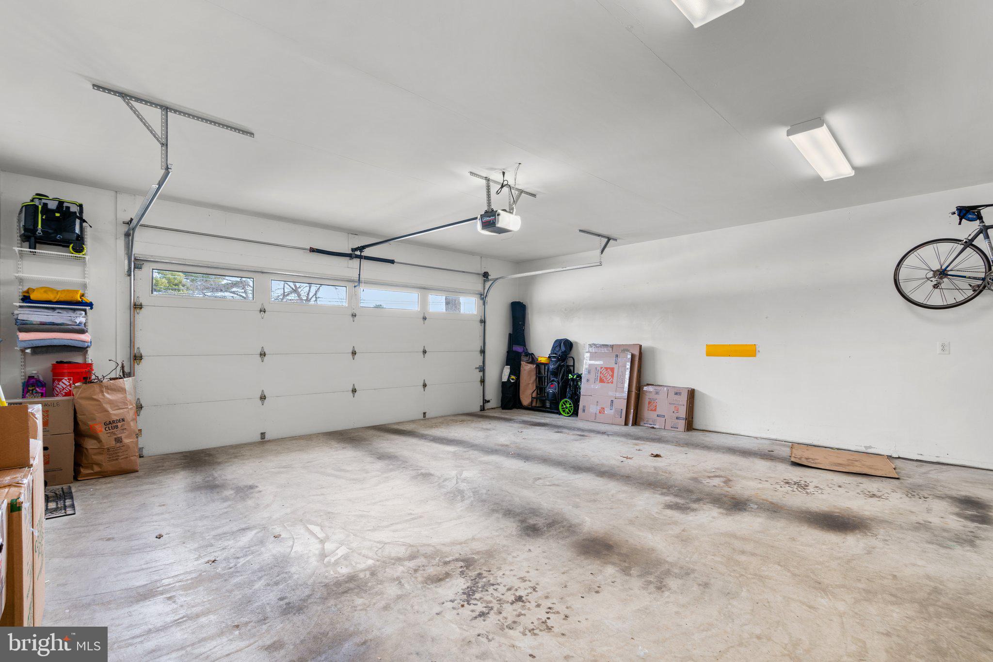 NORBECK ESTATES - Residential