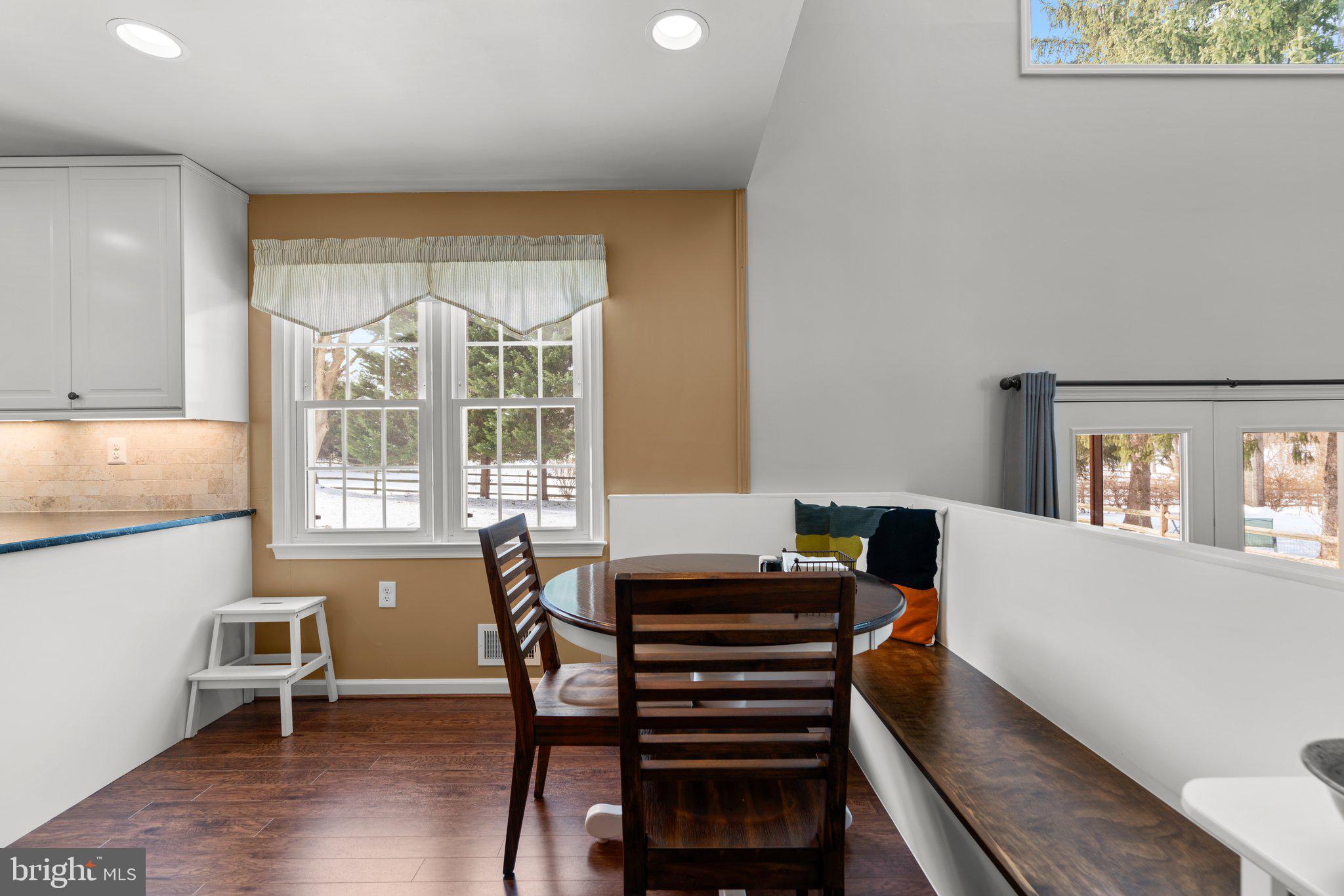 NORBECK ESTATES - Residential