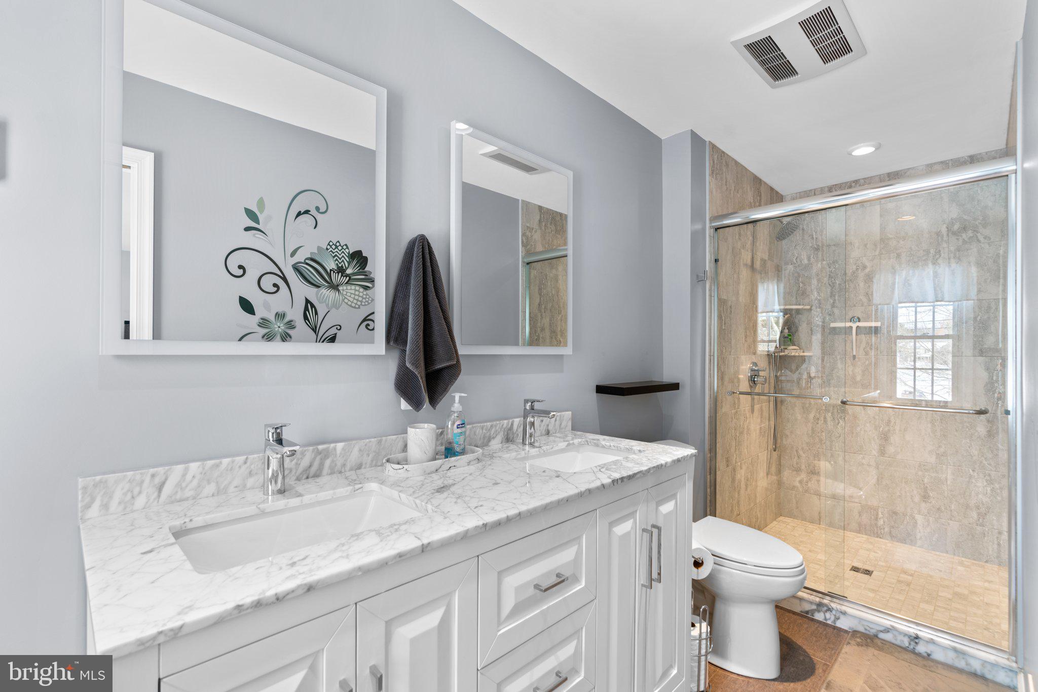 NORBECK ESTATES - Residential