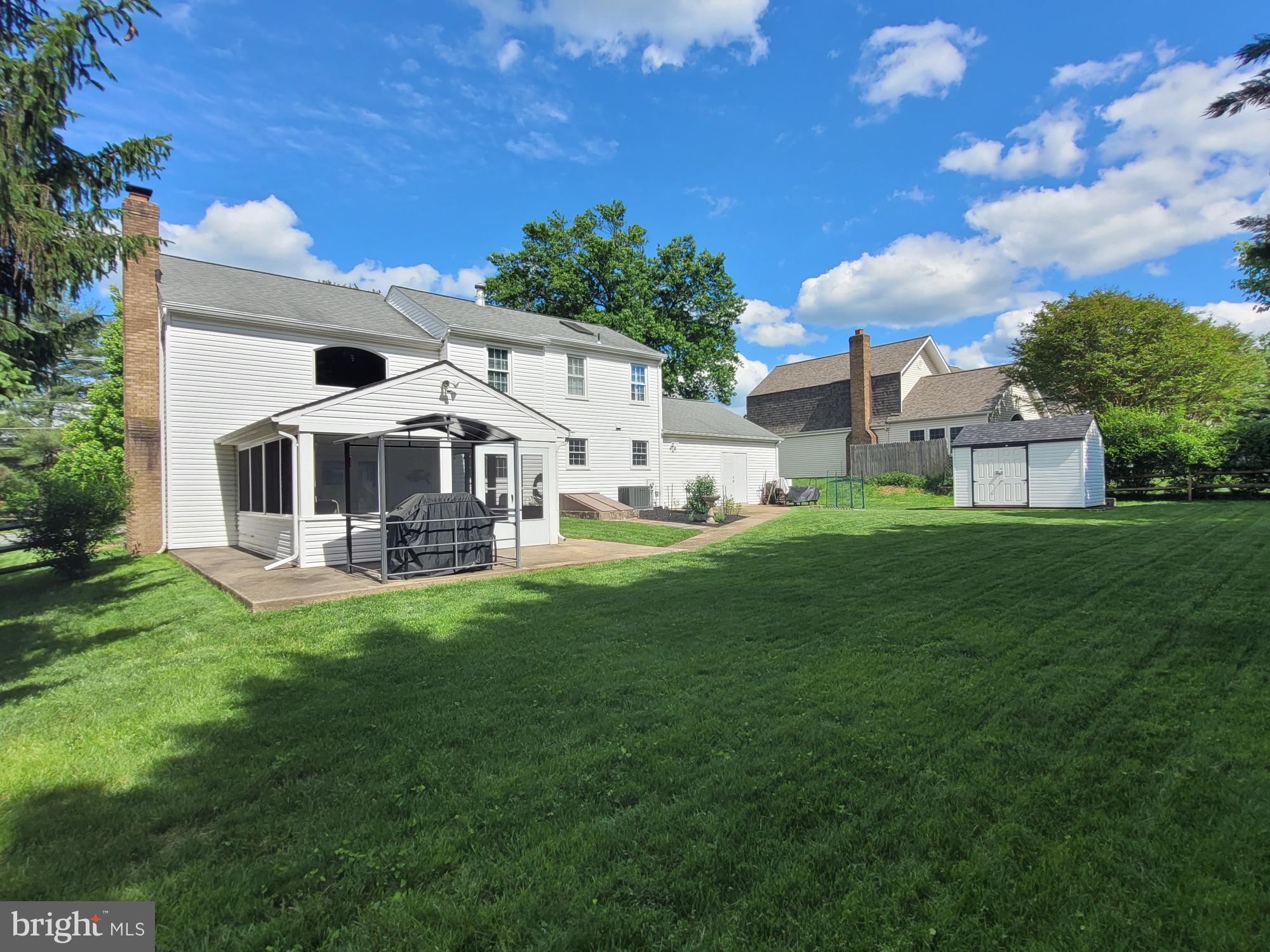 NORBECK ESTATES - Residential