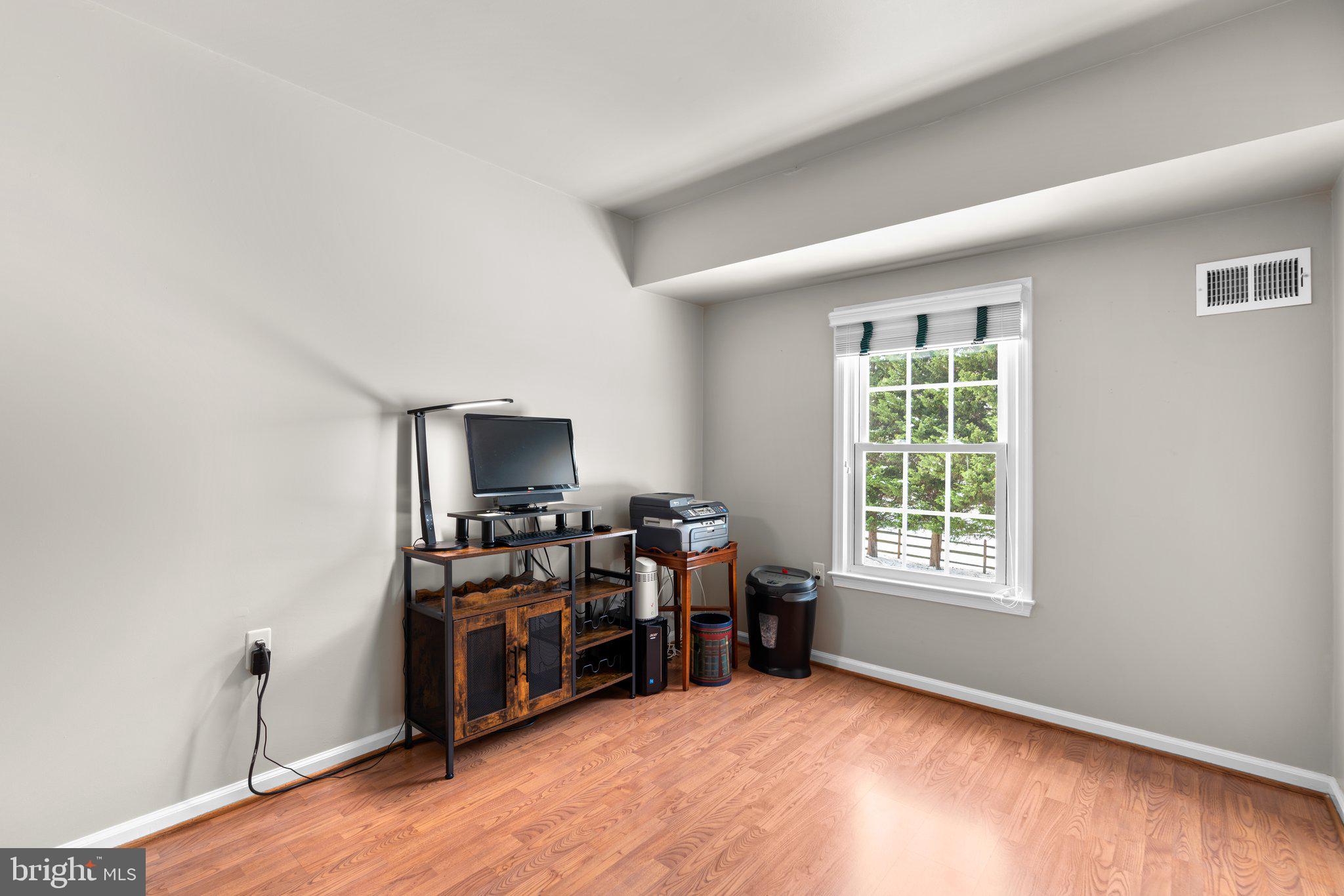 NORBECK ESTATES - Residential