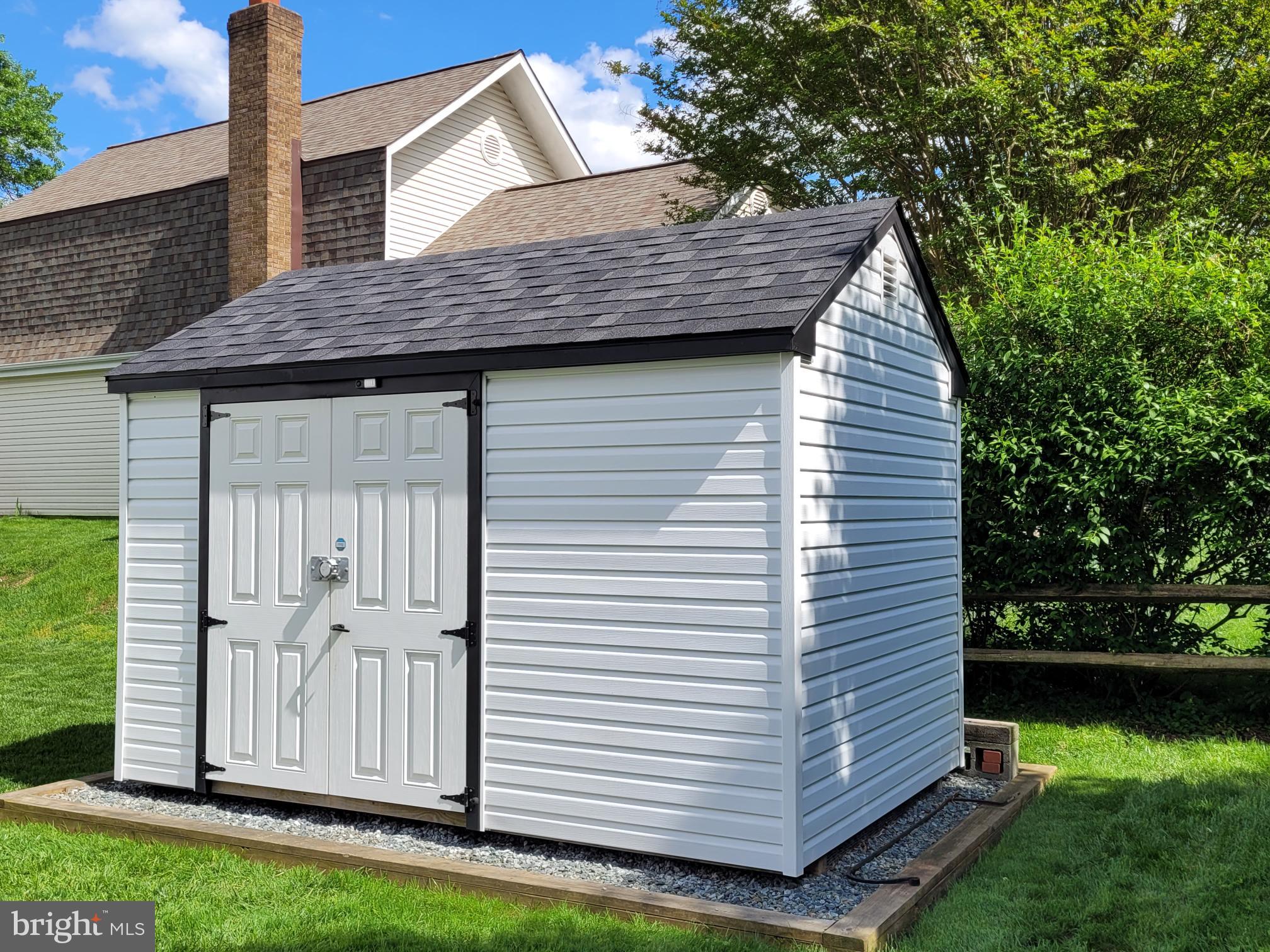 NORBECK ESTATES - Residential